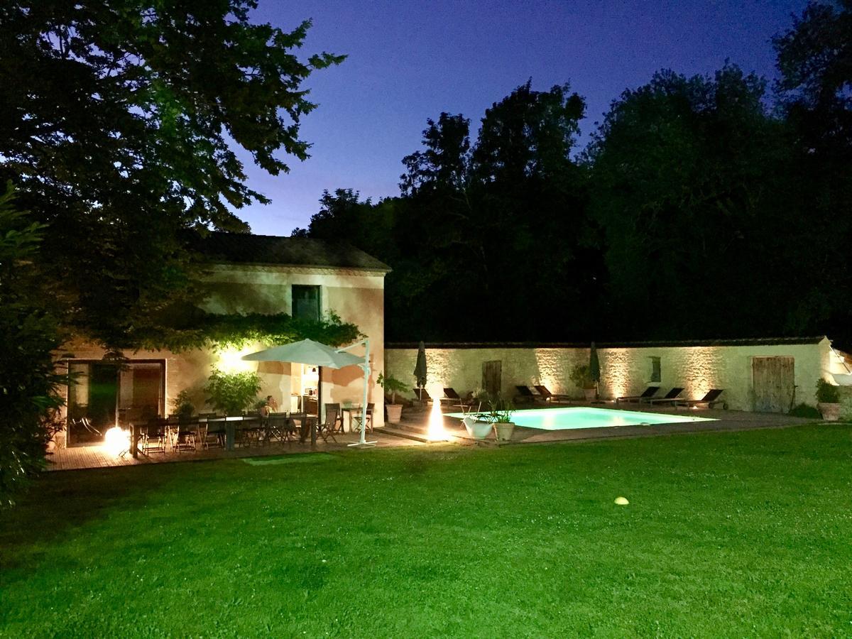 Готель Domaine Du Val D'Atur Екстер'єр фото